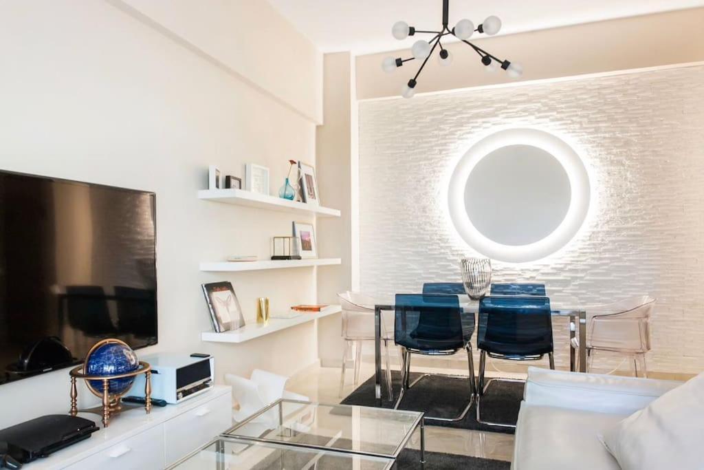Lux Beach Apartment Vári Dış mekan fotoğraf