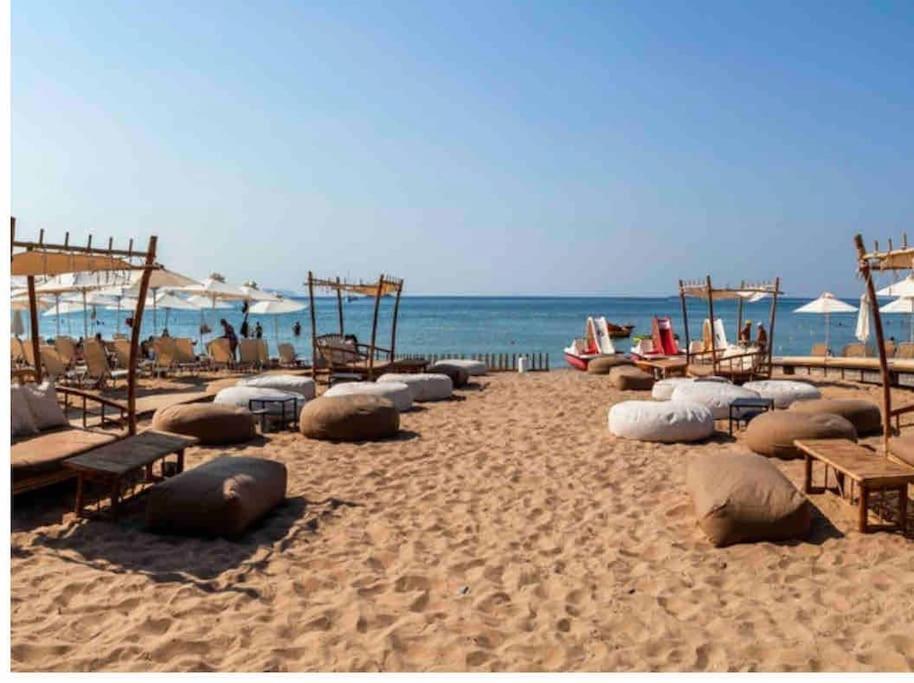 Lux Beach Apartment Vári Dış mekan fotoğraf